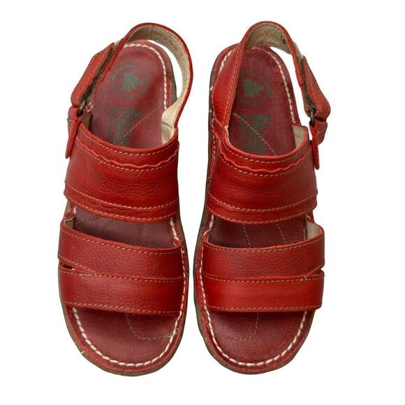 El Naturalista Red Sandals - Picture 7 of 15